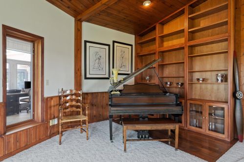 2916 County Road B, Manitowoc WI 54220-8950 exterior