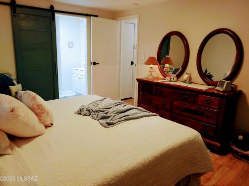 225 Mora Dr, Green Valley AZ 85614-4318 exterior