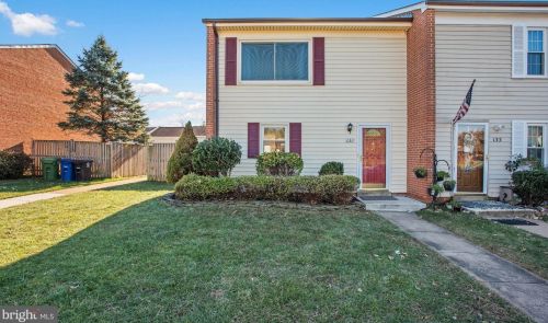 131 Catoctin Cir, Leesburg VA  20175-3808 exterior