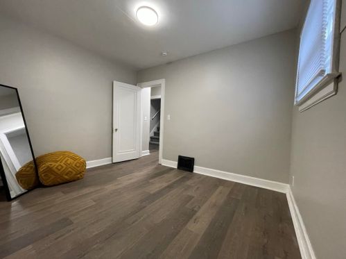 860 Mangin Ave, Meskegon MI  49442-5117 exterior