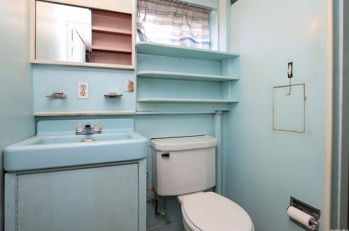 3 Cloverfield Rd, Valley Stream NY exterior