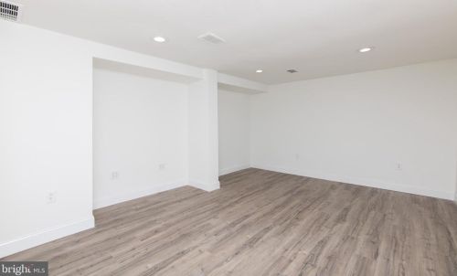 217 Church St, Blenheim NJ 08012-3907 exterior