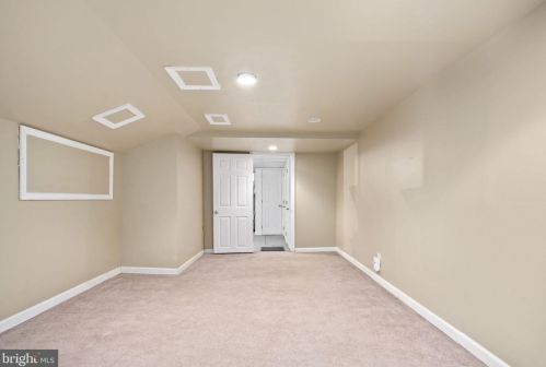 2108 Delancey St, Philadelphia PA 19103-6511 exterior