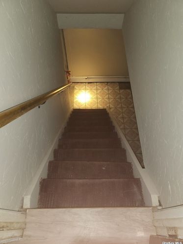 148 17 St, Huntington Station NY 11746-2913 exterior