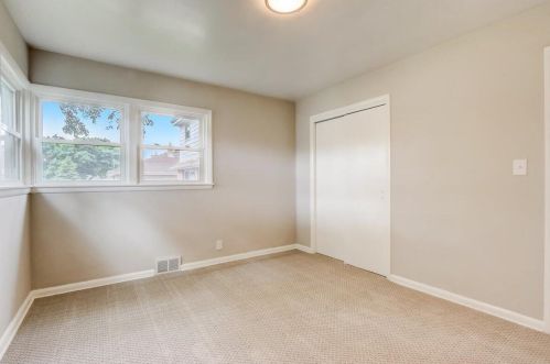 4322 89, Milwaukee WI 53228-2812 exterior