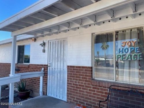 4734 Andrew St, Tucson, AZ 85711-6427