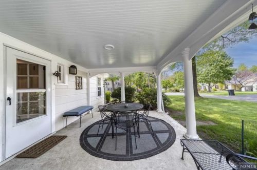 30 John St, Demarest NJ  07627-2207 exterior