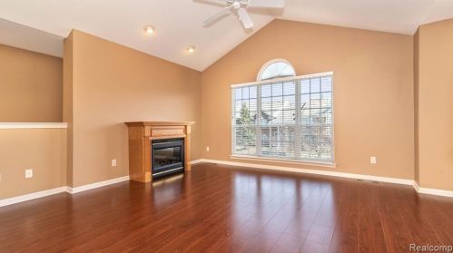 16855 Dover Dr, Northville MI 48168-6505 exterior