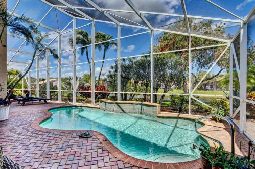 5407 Landon Cir, Boynton Beach FL 33437-1672 exterior