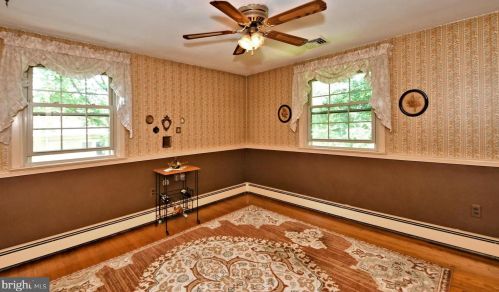 613 Chestnut St, Limerick PA 19468-2115 exterior