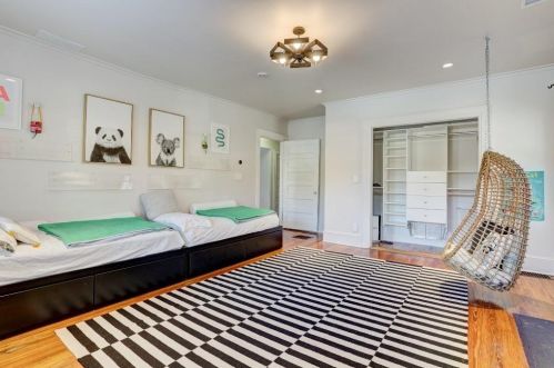 811 Charles Allen Dr, Atlanta GA  30308-1706 exterior