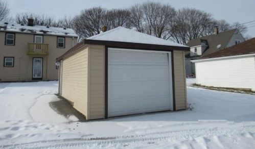 4130 42, Milwaukee WI 53208-3755 exterior