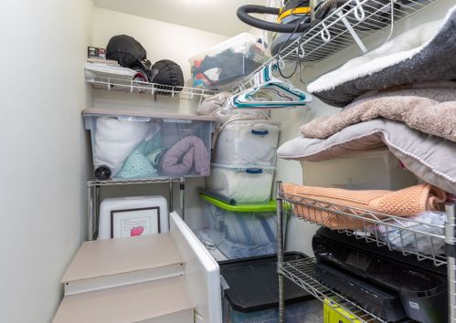 48 Collins St, Seabrook NH 03874-4603 exterior