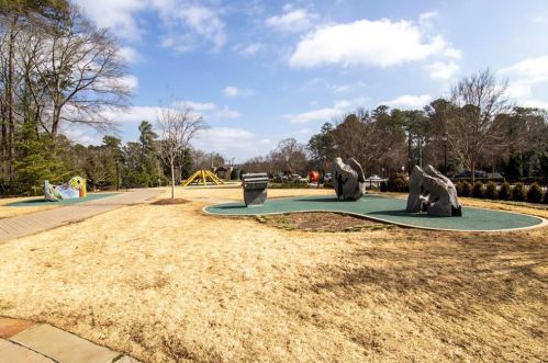 6688 Brandon Ml Rd, Atlanta GA 30328-2031 exterior