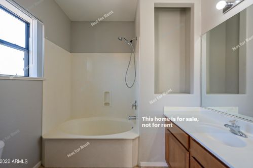 4743 Culver St, Phoenix AZ  85008-5615 exterior