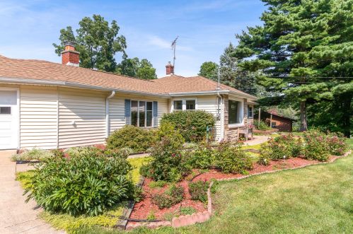 72 Fineview Ave, Kalamazoo, MI 49004-3038