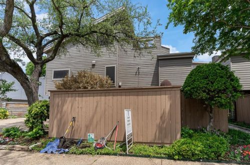 4103 Avondale Ave, Dallas TX 75219-3020 exterior