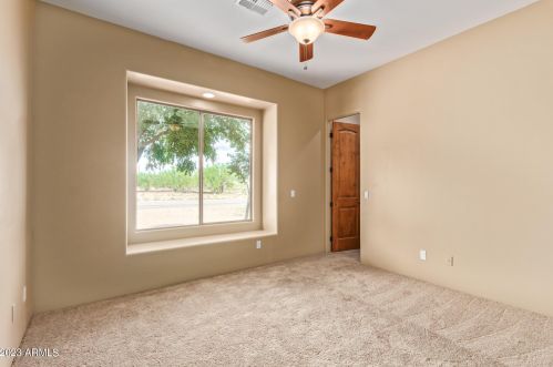 44822 3 St, Phoenix AZ 85087-8639 exterior