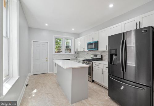 872 66 St, Philadelphia PA 19151-3023 exterior