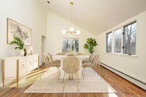 276 Bayberry Ln, Westport, CT 06880-1619