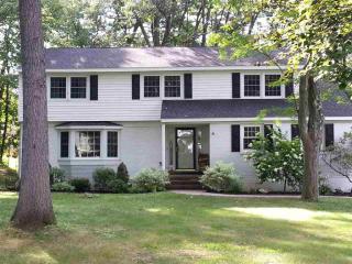 80 Ash Tree Ln, Schenectady NY  12309-1702 exterior
