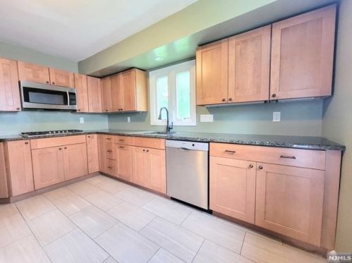 266 Concord St, Cresskill NJ  07626-1318 exterior