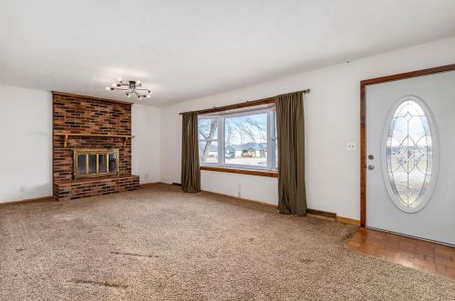 1503 Finn Dr, Lebanon MO 65536-3950 exterior