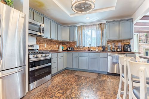 514 High Rdg Rd, Hillside IL 60162-1384 exterior