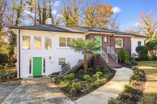 2100 Cascade Rd, Atlanta GA 30311-2830 exterior