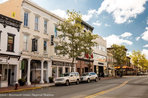 205 Yale Blvd, Red Bank NJ 07702 exterior