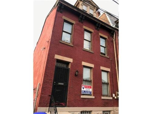 1426 Columbus Ave, Pittsburgh PA  15233-1209 exterior