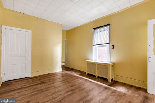 2230 69 St, Philadelphia PA 19142-1828 exterior