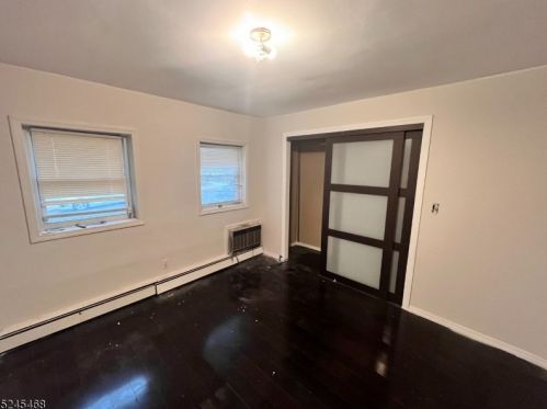 66 34th St, West Paterson NJ  07424-2840 exterior