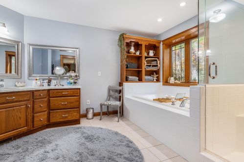 6243 Robertson Rd, Middlevle MI 49333-8731 exterior