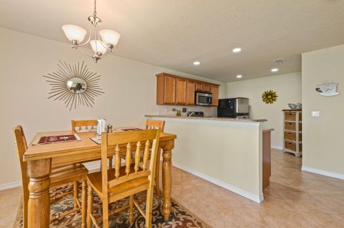 2544 Marshfield Ct, Fort Pierce FL 34953-4369 exterior