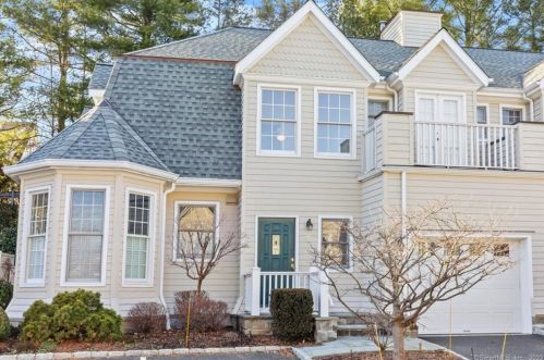 48 Spring St, Greenwich, CT 06830-6176