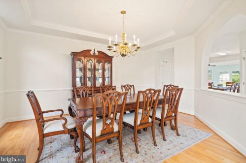 17675 Tobermory Pl, Leesburg VA 20175-7053 exterior