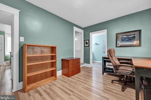 987 Baltimore St, Hanover PA  17331-4413 exterior