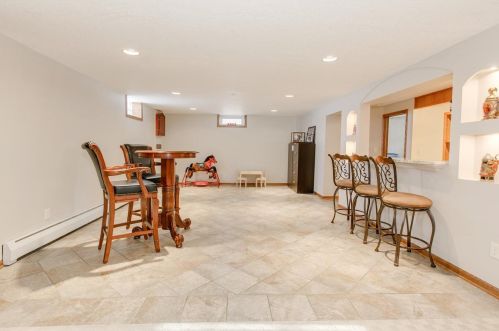 2132 County Rd F, Saint Paul MN 55110-3801 exterior