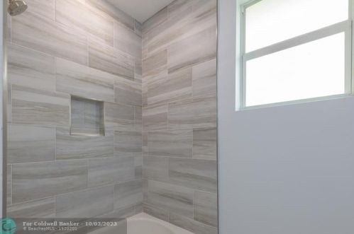 2470 Webster Ln, Fort Pierce FL 34953-5751 exterior