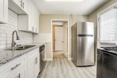 1876 Flat Shoals Rd, Atlanta GA  30316-2855 exterior