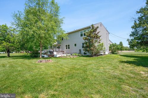 166 Commissioners Rd, Harrison Township NJ 08062-3250 exterior