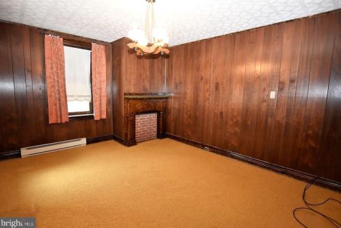 795 Abbottstown Pike, Hanover PA 17331-8235 exterior