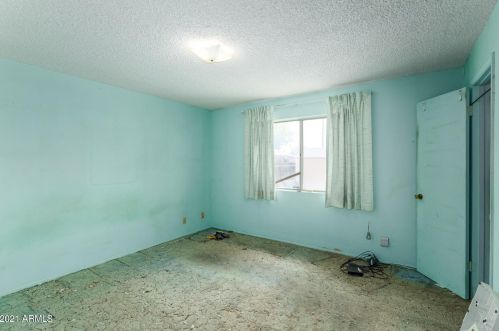 3701 Alice Ave, Phoenix AZ 85051-4076 exterior