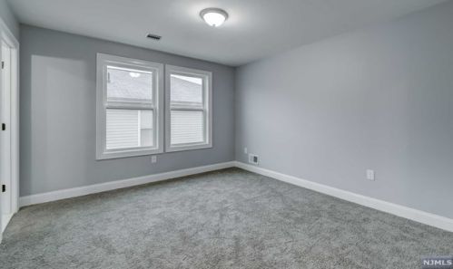 171 Shephard Ave, Newark NJ  07112-2022 exterior