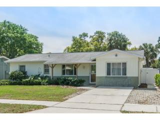 6337 Lansdale Cir, Tampa FL  33616-1405 exterior