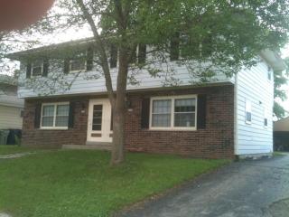 7728 80th St, Milwaukee WI  53223-3810 exterior