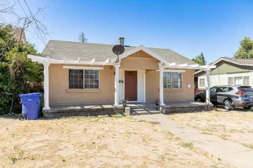 620 Main St, Turlock, CA 95380-4834