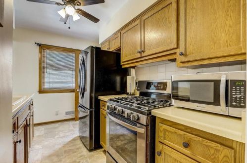 5323 Ohio Ave, Milwaukee WI  53219-4429 exterior