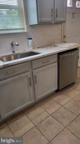 135 Passaic St, Trenton NJ  08618-4607 exterior